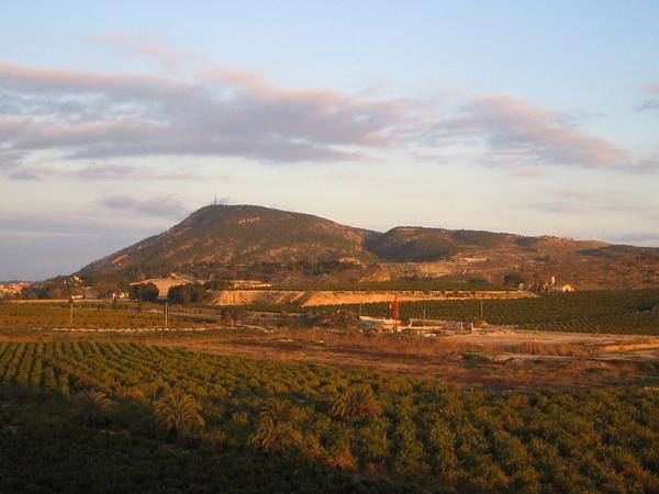 800px-Sierra_de_Hurchillo_2